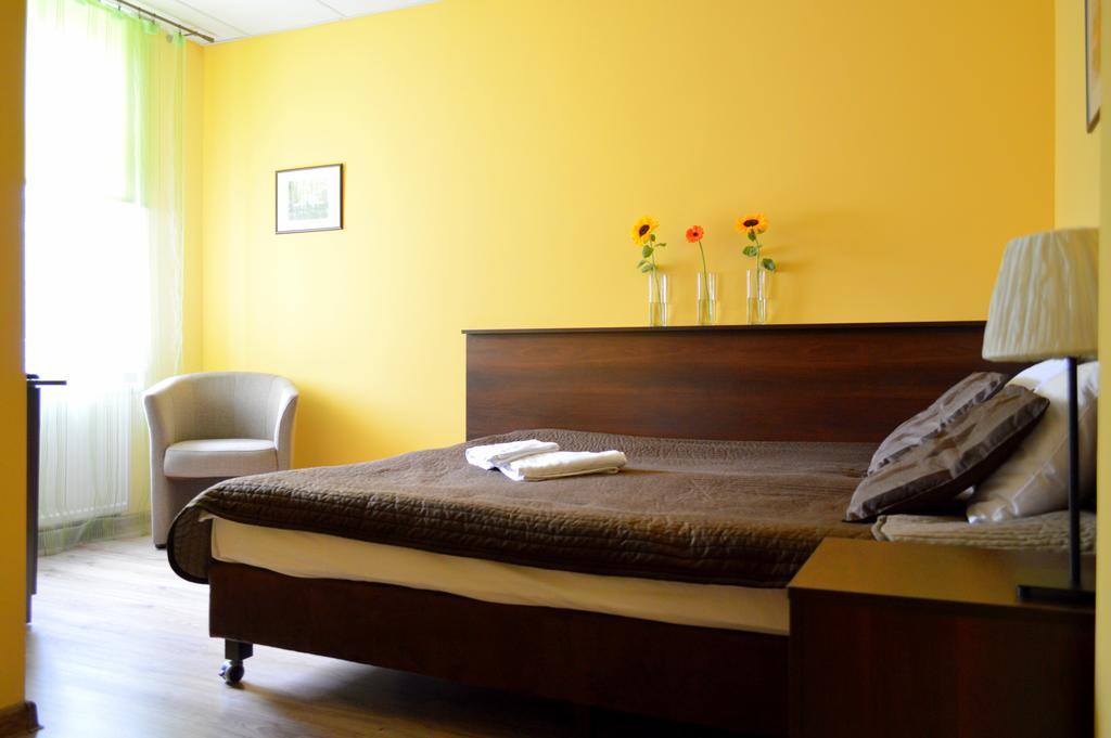 Kasztan Hostel *